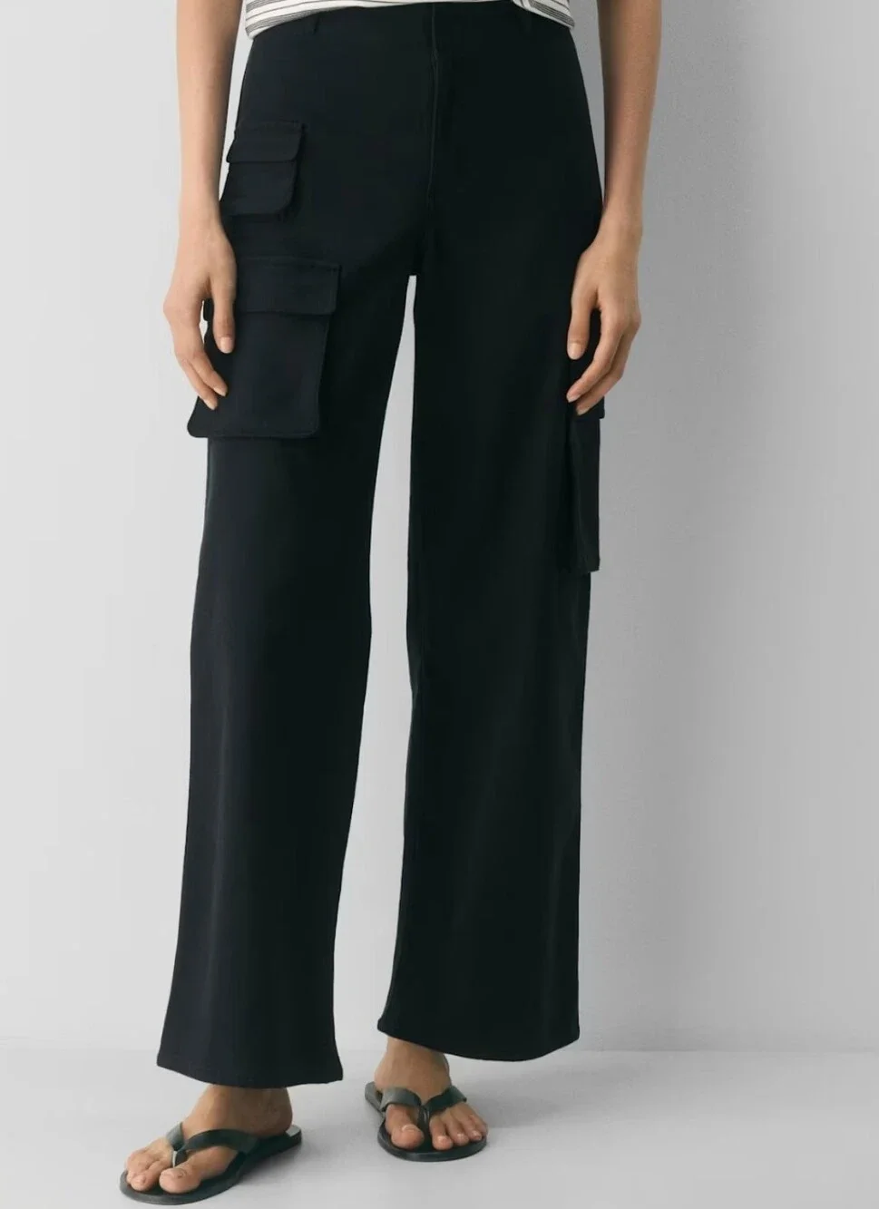 Aritzia WILFRED FREE Picture Cargo Pant Black Wide Leg Sz 0